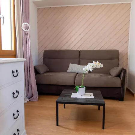 Mini-hôtel De La Place 3*
