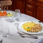Πανδοχείο De La Place 3*